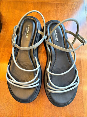 Vagabond Shoemakers Women’s Strappy Ankle Strap Blenda Sandals EU 40 / US 10